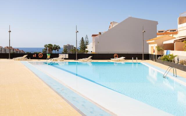 Home2Book Los Cristianos, Pool & Beach