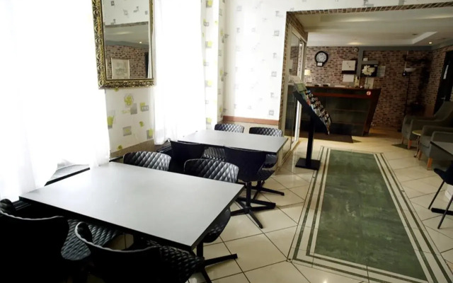 Hotel Albergo