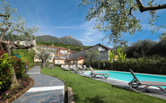 Corte Benaco by Wonderful Italy - Valtenesi