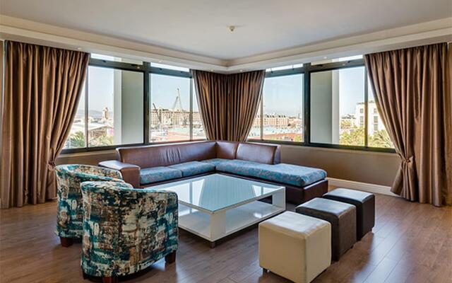 Protea Hotel by Marriott Cape Town Waterfront Breakwater Lodge