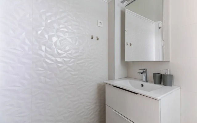Arco - 2-BR Apt in the Heart of Athens