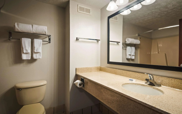 Best Western Magnolia Inn And Suites
