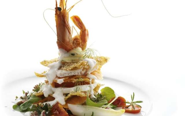 Perla, Resort & Entertainment