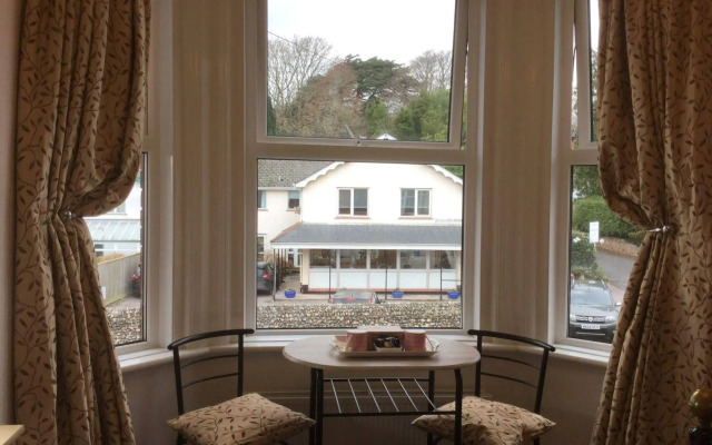 The Groveside Guest House