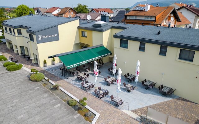 Santiny Hotel & Restaurant