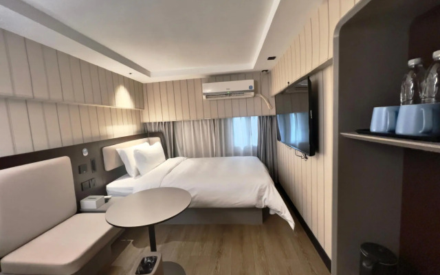 Hanting Hotel Shanghai Qipu Road