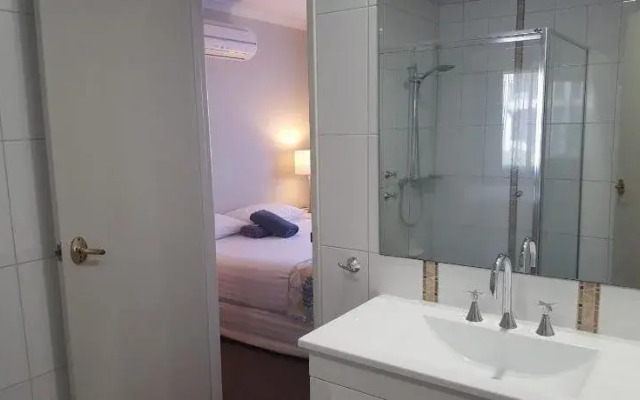 Pelican Shore Villas