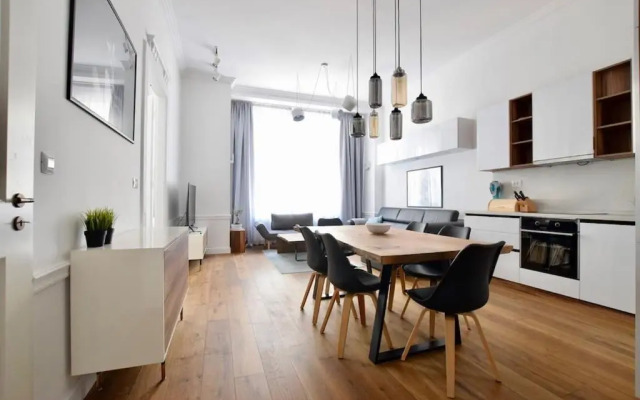Luxury Apartment by Hi5 - Budapest Broadway
