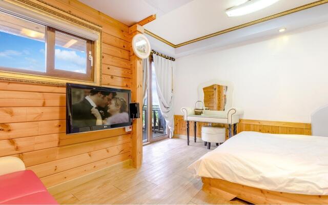 Gapyeong Citrine Pension