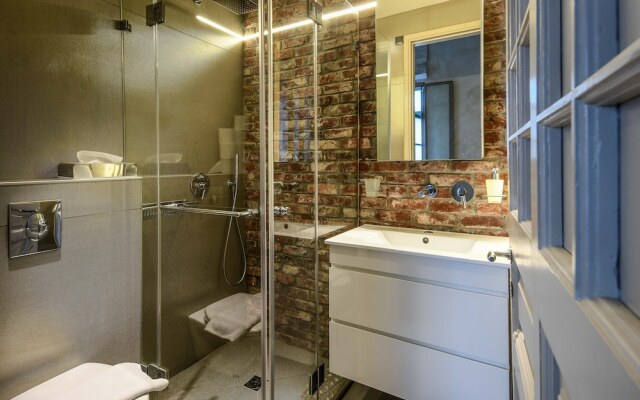 The Pearl of Jaffa Lux Apt by Sea N Rent