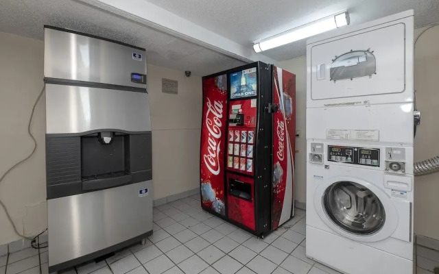 Motel 6 Atlanta Smyrna / Ballpark