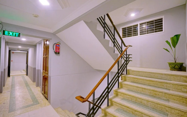 Royal Ruby Hotel