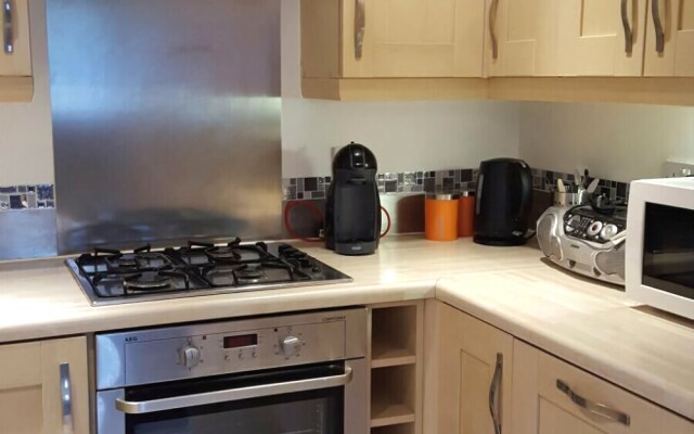 Cardiff Central Apartment