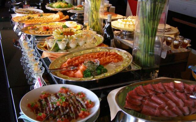 Breezbay Hotel Resort and Spa