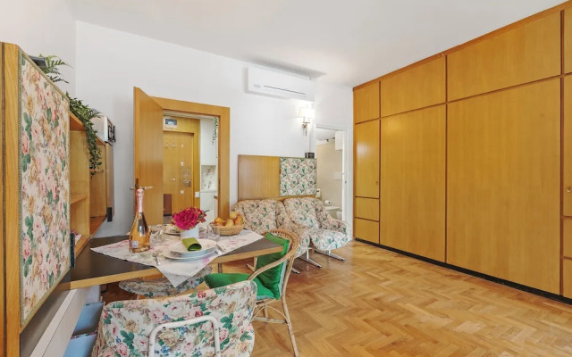 Sonia Home With Shared Pool