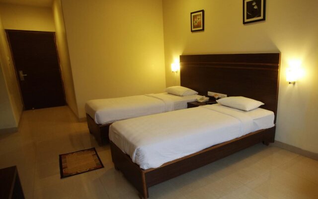 The Caliph Hotel & Executive Suites