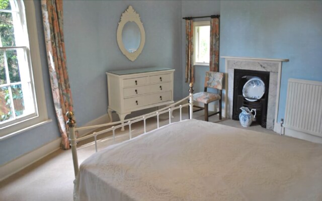 Toll House, Emsworth 37078