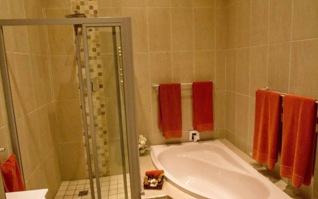 Summer Garden Guest House and Self Catering Apartments