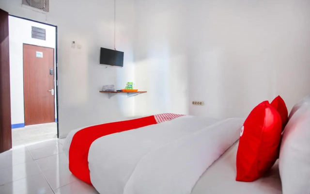 Tunas Plaza Residence by OYO Rooms