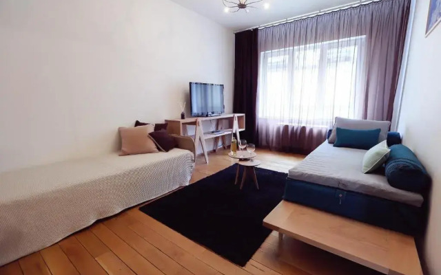 Living In Aparthotel