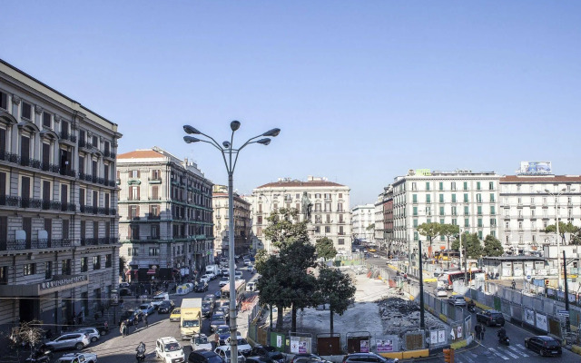 Napoli Garibaldi Square