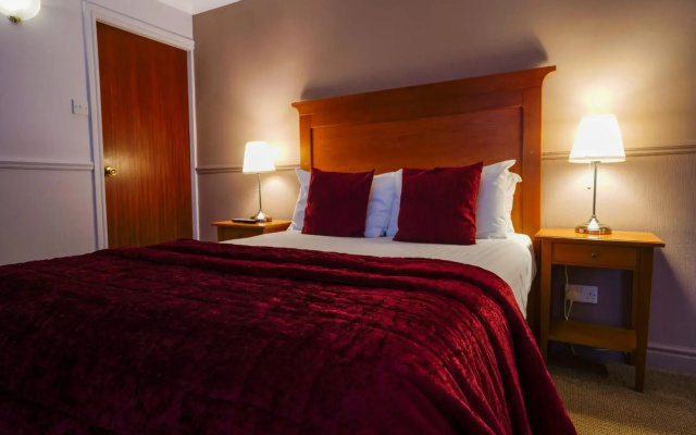 Gomersal Park Hotel