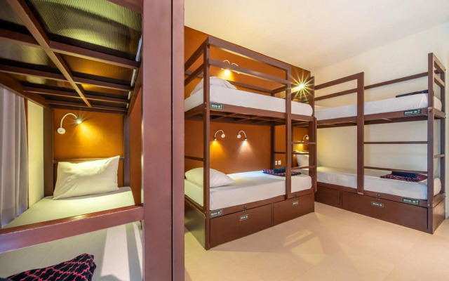 Gelatik B&B - Hostel