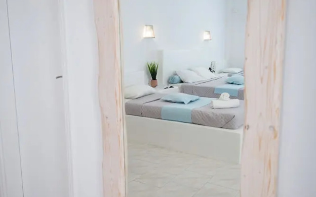 Blue Island Hotel