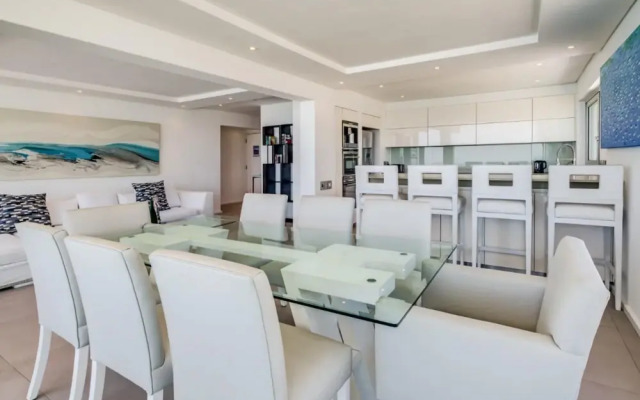 Ocean Breeze in Cape Town