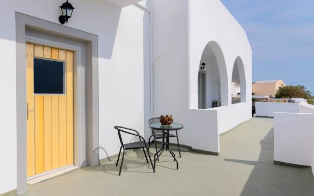 Anthelea Santorini Hotel