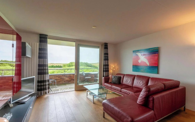 Cozy Apartment With Balcony