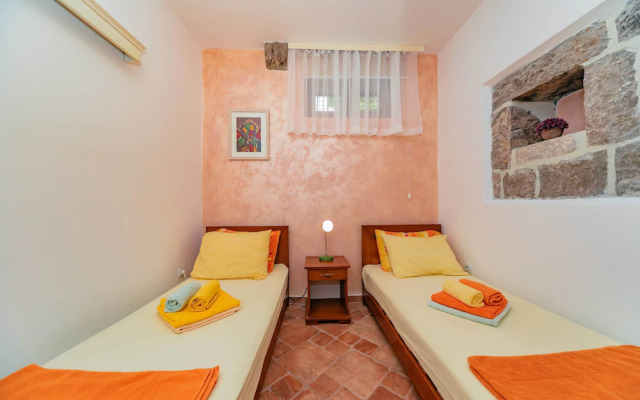 Apartments Bigovo Veljic