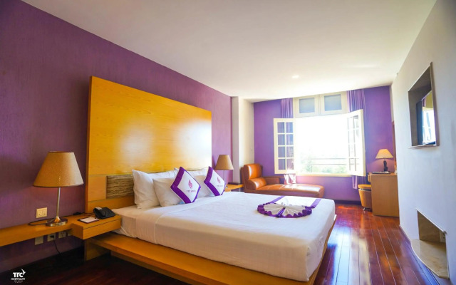 TTC Hotel Premium Ngoc Lan