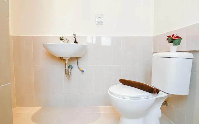 Modern Touch 2Br Apartment At Meikarta