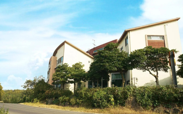 Orange Pension