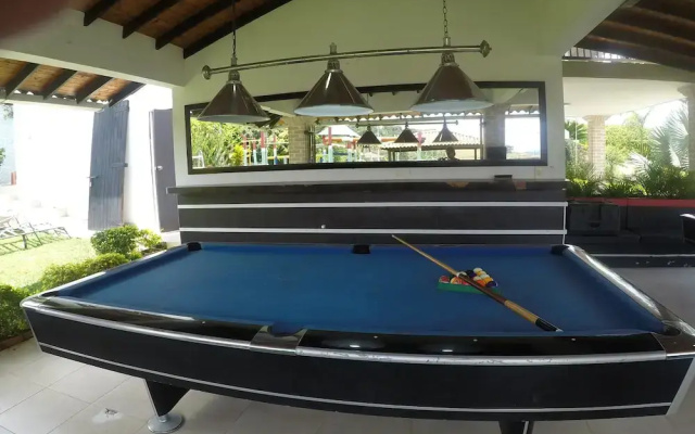 Mansion del Lago Calima