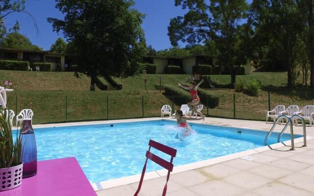 VVF Montpeyroux Auvergne, Parent