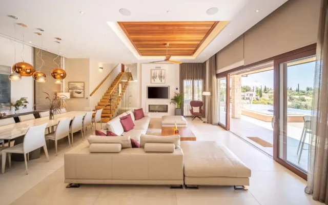 Villa Elea, New Deluxe Golf Villa at Aphrodite Hills - 6 Bedrooms, 7 Bathrooms