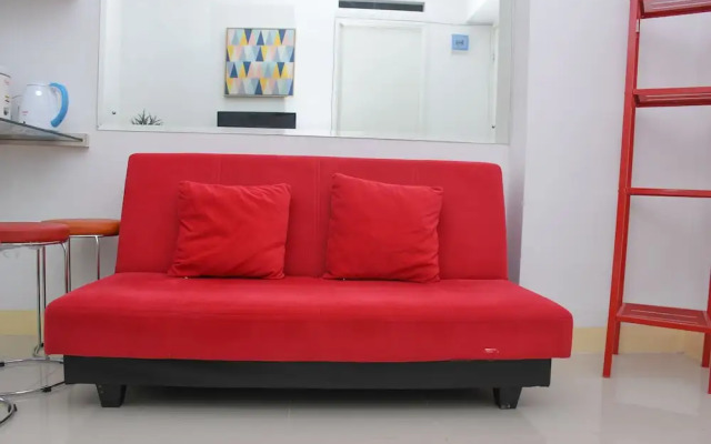 Strategic and Simply 2BR near Cassablanca at Bassura City Apartment