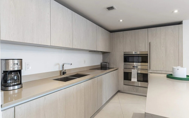 Hyde Resort Apartments by SV Rentals