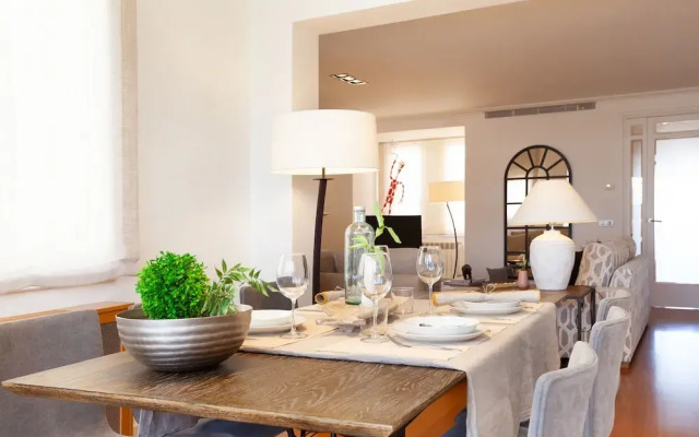 Click&Flat Balmes Luxury Penthouse