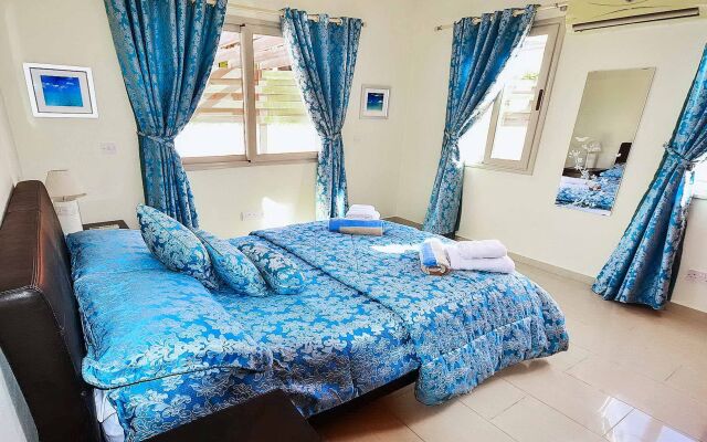 Villa Golden Coral