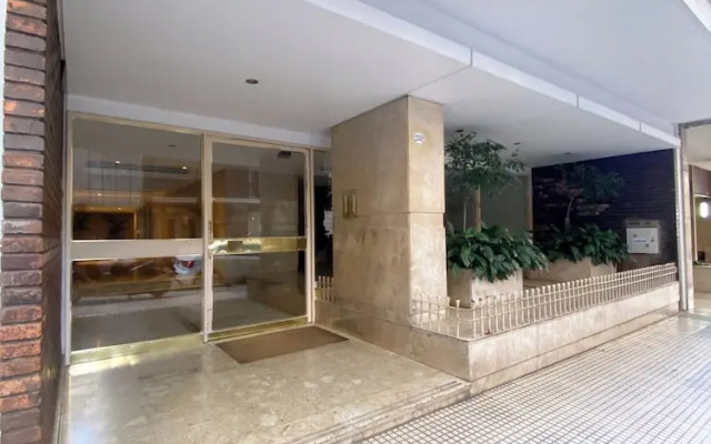 RentUp-Elegancia con balcón. Recoleta