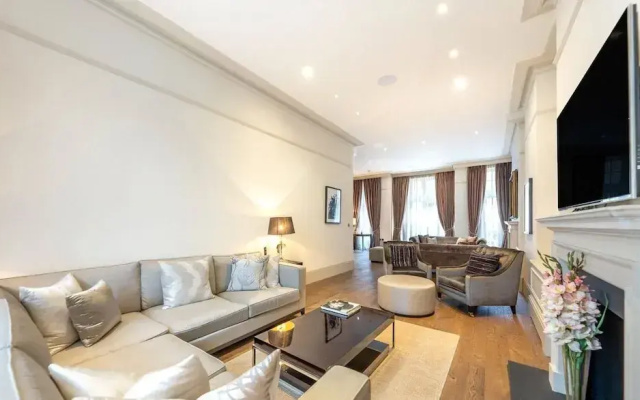 Mayfair Mansions