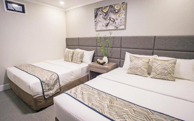 Oyo 208 Anika Suites