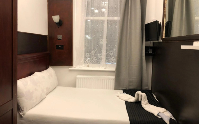 Plaza London Hotel
