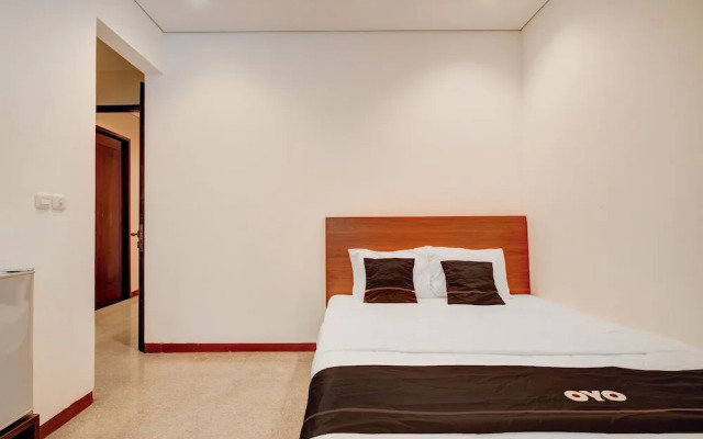 ZEN Rooms Terogong Near Pondok Indah