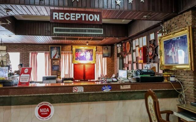 NIDA Rooms Ratchadaphisek Golden Dome Walk