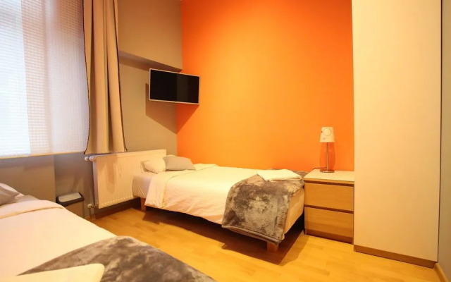 Rainbow Apartments 3