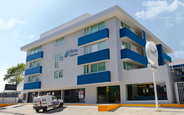 Vista Express Guadalajara Expo SureStay Collection by BW